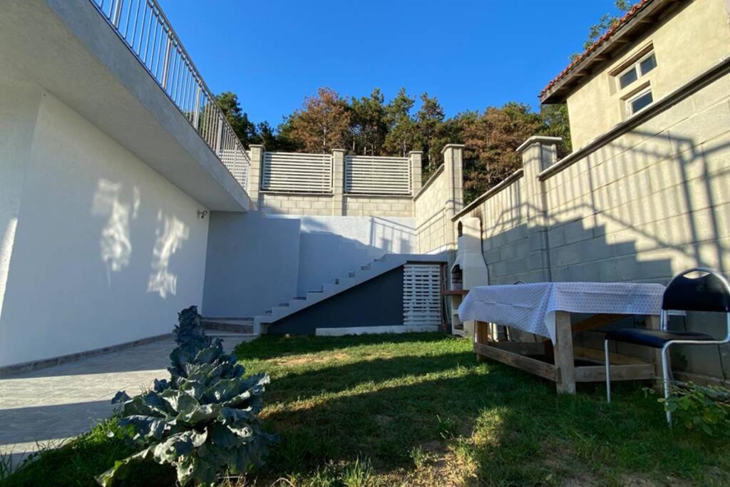 Lola Seaview Guest House. Уютный Домик В Варне Warna Zewnętrze zdjęcie