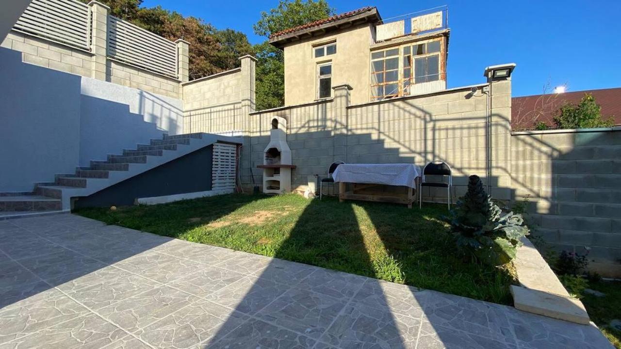 Lola Seaview Guest House. Уютный Домик В Варне Warna Zewnętrze zdjęcie